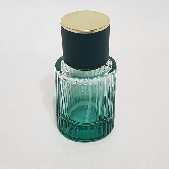 Brand New Fancy Green Golden easy Refillable Glass Bottle, 1.0 oz / 30 ml Spray - Picture 1 of 3